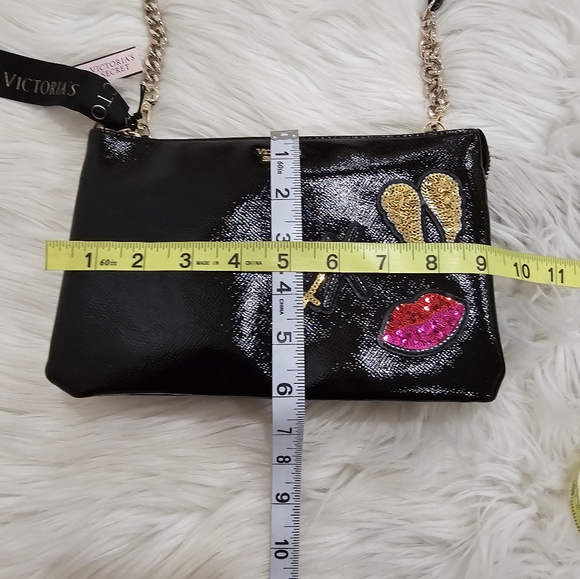 Victoria's secret  patch glam logo crossboddy - Picture 4 of 10